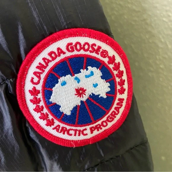 Canada Goose Black Puffer Jacket - Picture 8 of 16